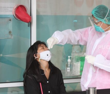 wabah penyebaran virus Corona Naik Lagi, Hal ini Rekomendasi 4 Alat Tes Antigen Mandiri di Rumah