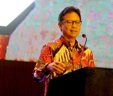 Ganjar Sentil Faskes Melahirkan Minim di tempat area Puskesmas, Menkes Budi Angkat Suara