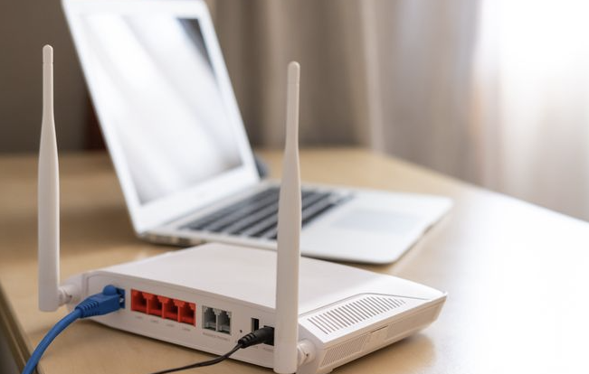 Modal nekat pasang WiFi biar jualan bordir Argasari bisa tembus pasar nasional!